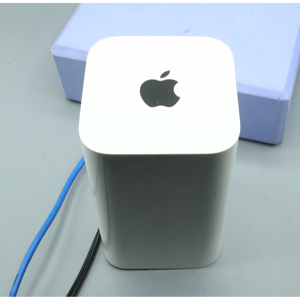 Apple AirPort Extreme Base Station Model A1521 White, Tested and Working